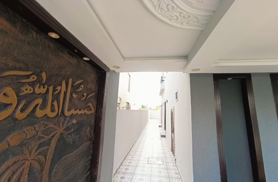 1 kanal house for sale in Bahria Town Lahore