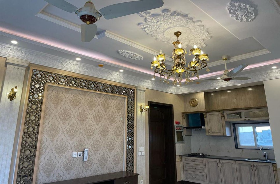 1 kanal house for sale in Phase 7 DHA Lahore