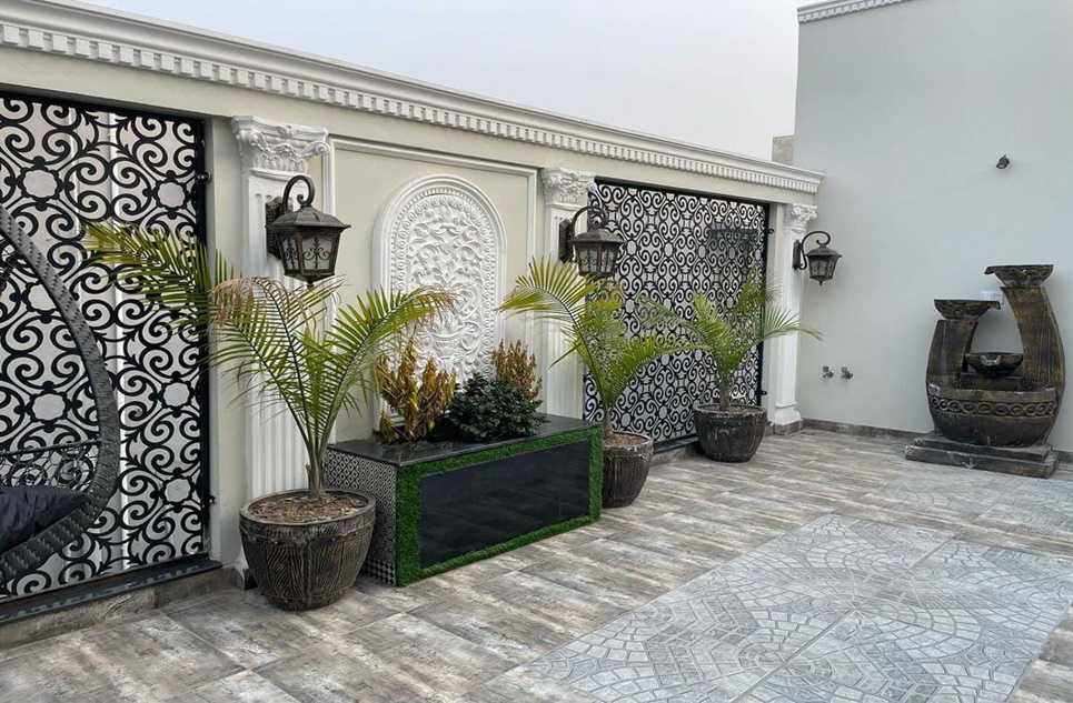 1 kanal house for sale in Phase 7 DHA Lahore