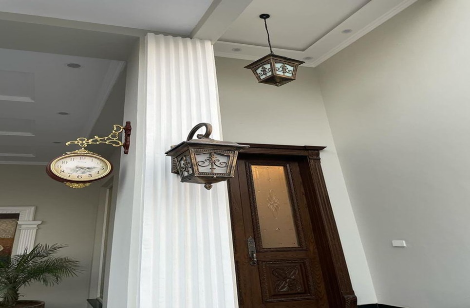 1 kanal house for sale in Phase 7 DHA Lahore