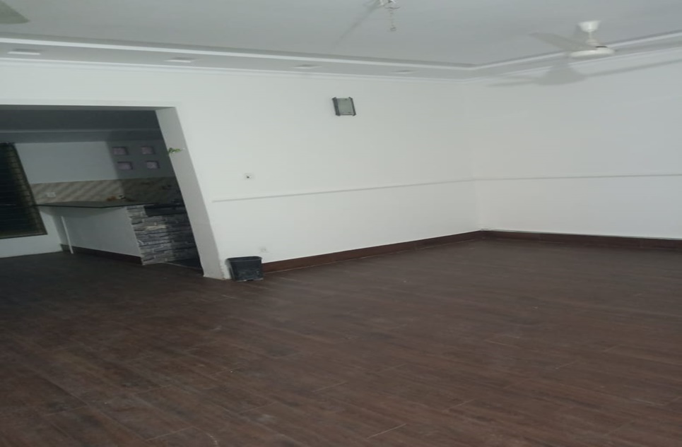 1 Kanal Upper Portion House for Rent in H Block Model Town Lahore