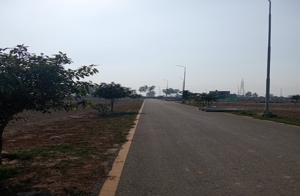 Plot for Sale in Platinum Block, Park View City, Lahore