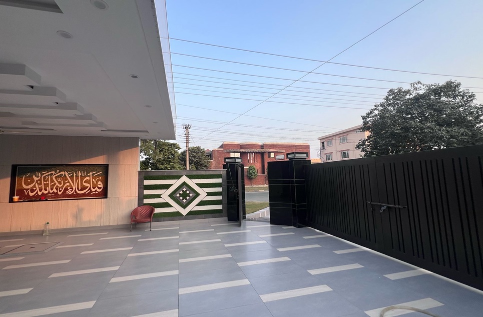 1 Kanal House for Sale in Valencia Housing Society, Lahore