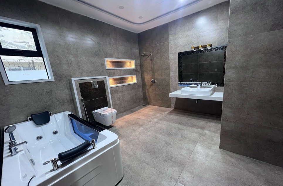 1 Kanal House for Sale in Valencia Housing Society, Lahore