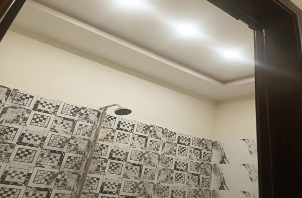 5 marla house for sale in Al-Jalil Garden Lahore