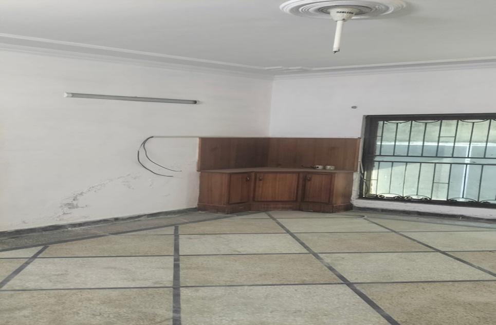 17 marla house for sale in Valencia Housing Society Lahore