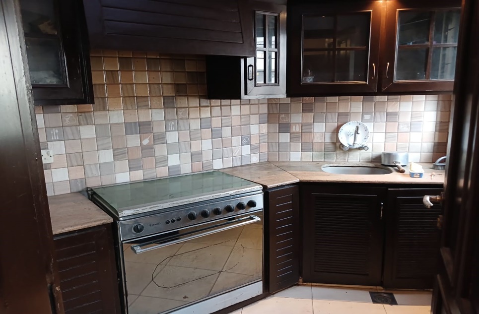 1 kanal house for rent in Phase 6 DHA Lahore