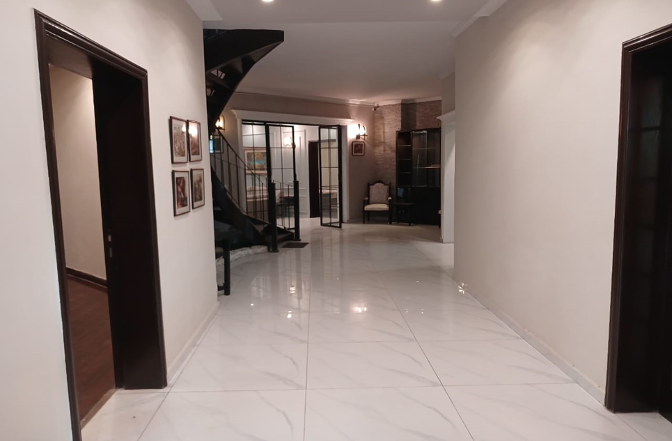 1 kanal house for rent in Phase 6 DHA Lahore