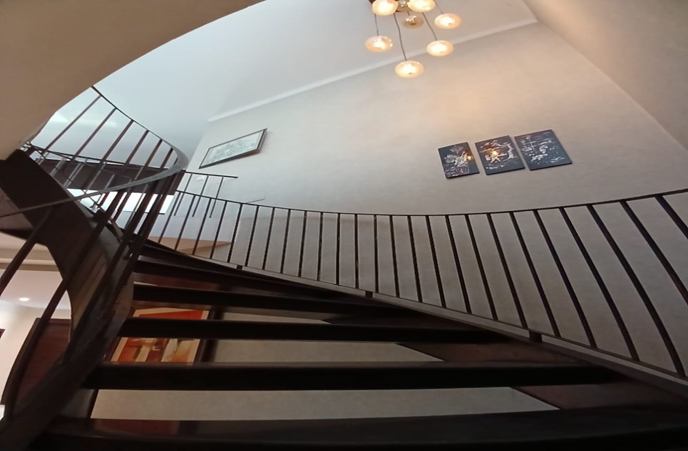 1 kanal house for rent in Phase 6 DHA Lahore