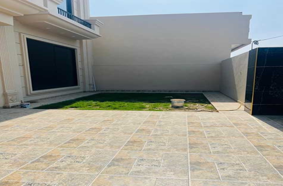 12 marla house for sale in Canal Road Rahim Yar Khan