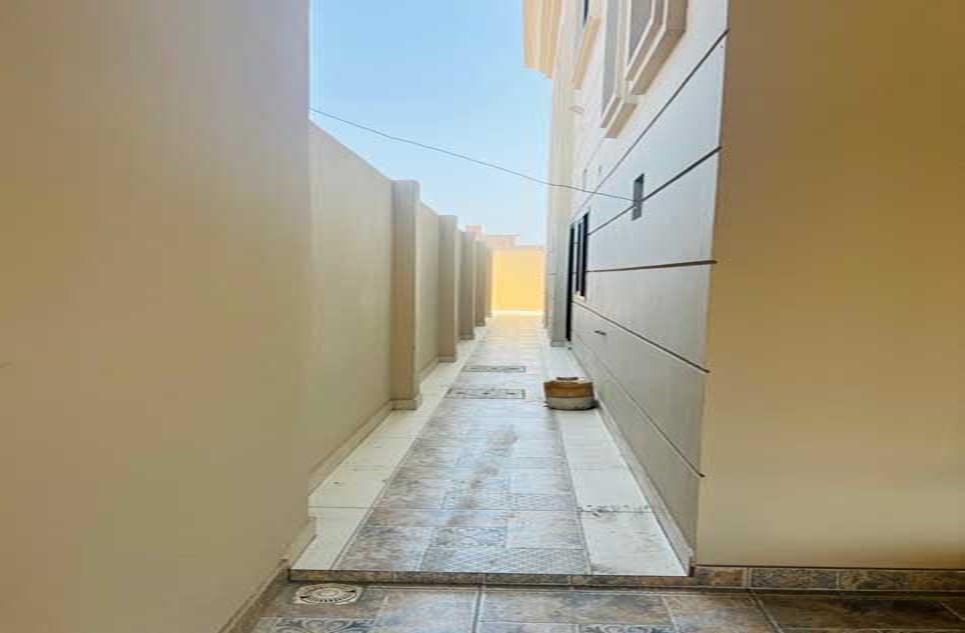12 marla house for sale in Canal Road Rahim Yar Khan