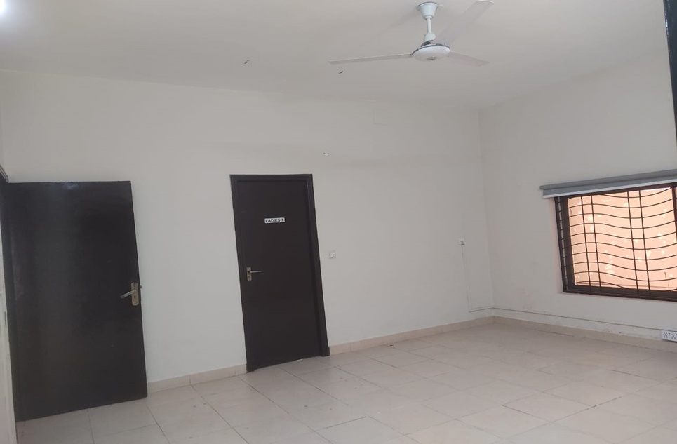 2 Kanal House for Rent in Block M, Gulberg, Lahore