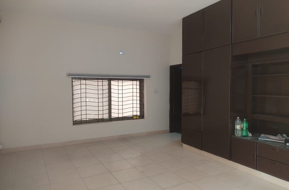 2 Kanal House for Rent in Block M, Gulberg, Lahore