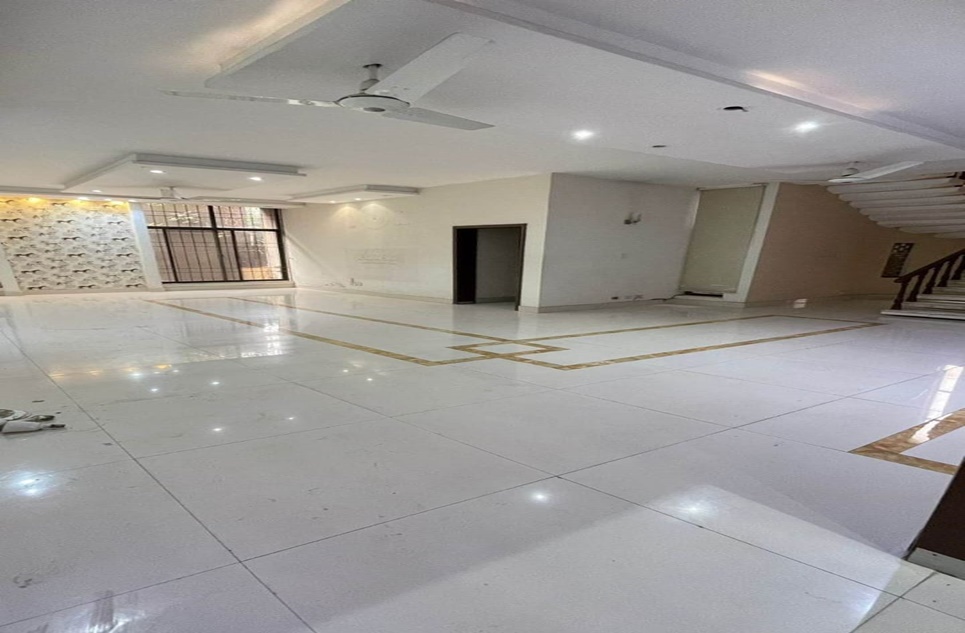 2 Kanal House for Rent in Upper Mall, Lahore