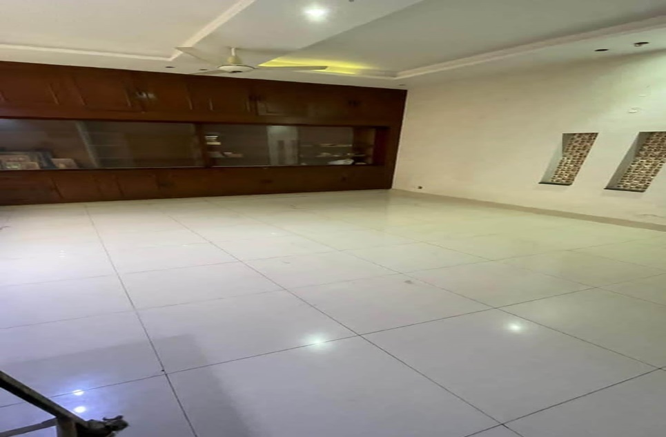 2 Kanal House for Rent in Upper Mall, Lahore
