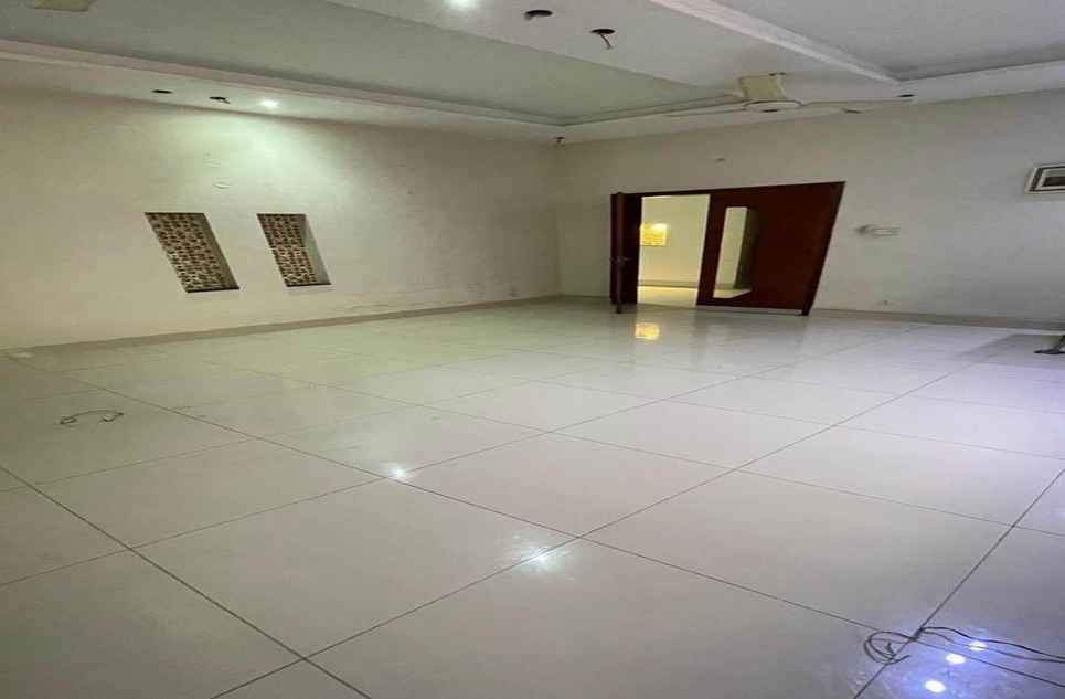 2 Kanal House for Rent in Upper Mall, Lahore