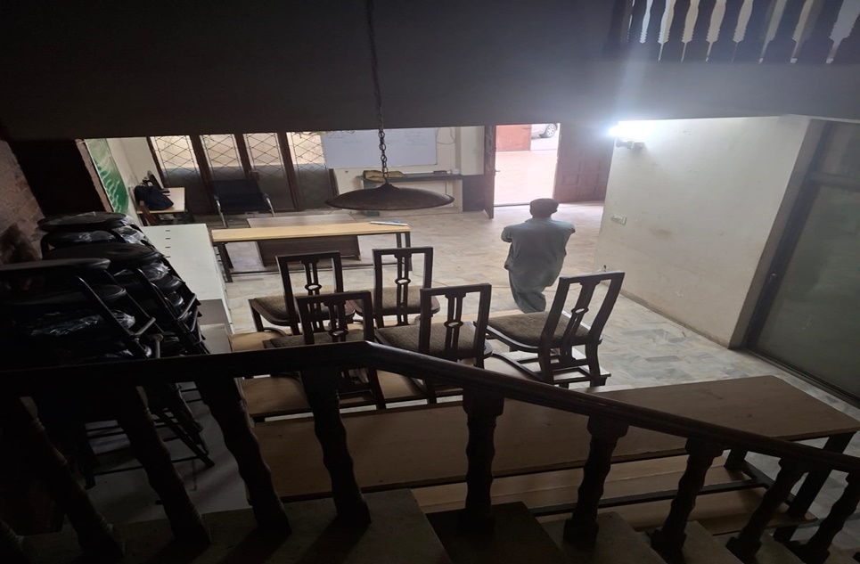 10 Marla House for Rent in Cavalry Ground Extension, Lahore