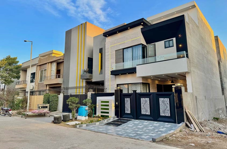 5 marla house for sale in Citi Housing Society Gujranwala