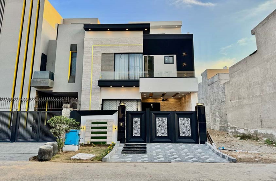 5 marla house for sale in Citi Housing Society Gujranwala