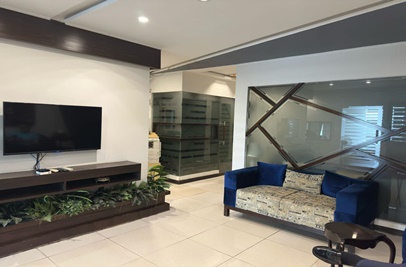 999 square feet office for rent in Phase 4 DHA Lahore