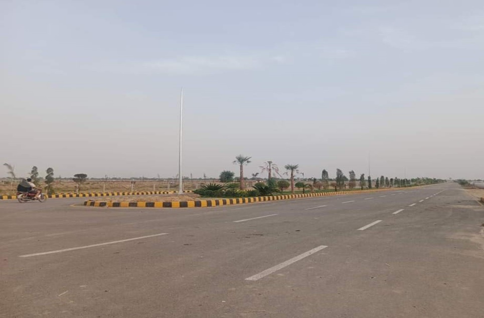 5 Marla Plot for Sale in C Block LDA City Lahore