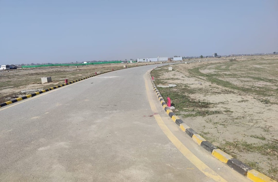 5 Marla Plot for Sale in C Block LDA City Lahore