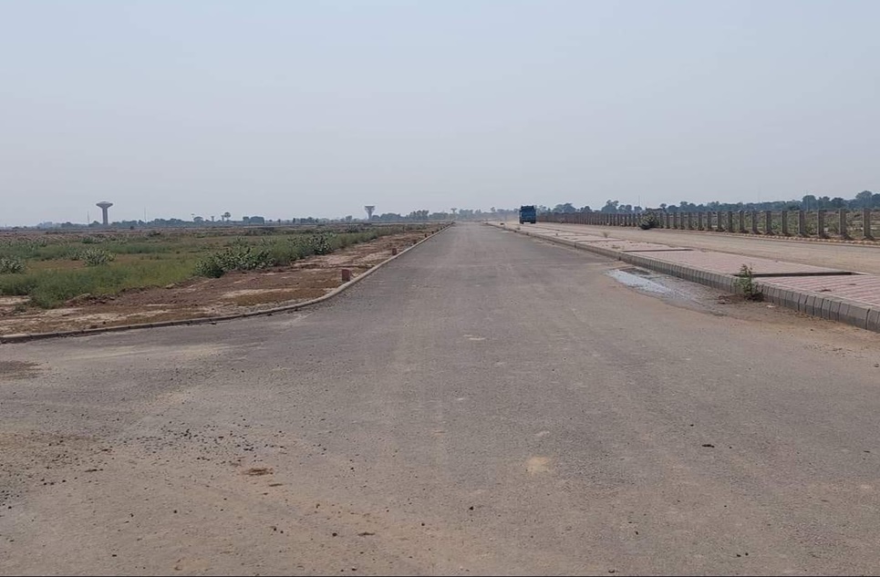 5 Marla Plot for Sale in C Block LDA City Lahore