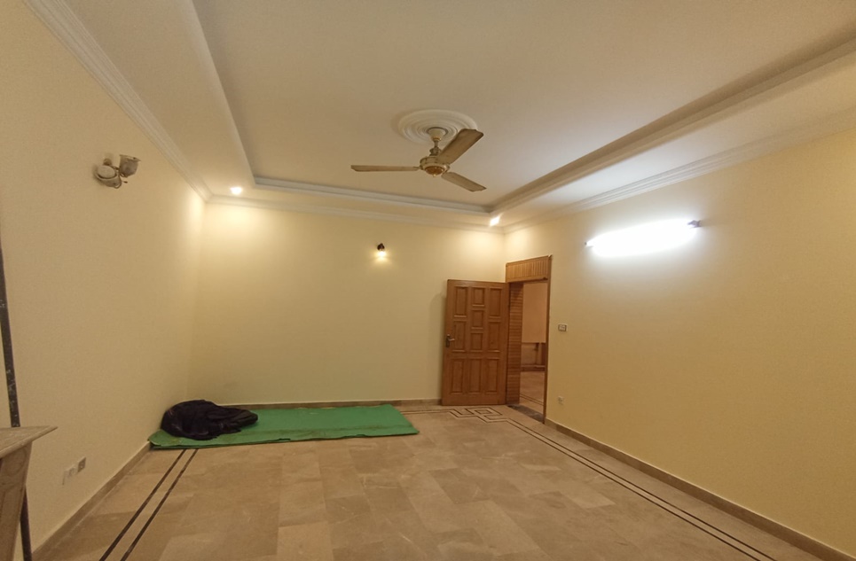 12 Marla House (First Floor) for Rent in I-8/3, Islamabad