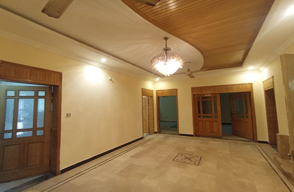 12 Marla House (First Floor) for Rent in I-8/3, Islamabad
