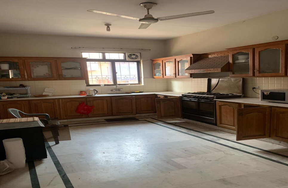 24 Marla House (Upper Portion) for Rent in I-8/3, Islamabad
