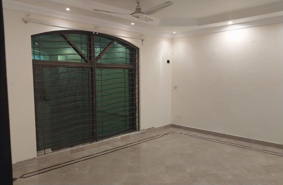 1 Kana House Available for Sale in Phase 1, Wapda Town Lahore