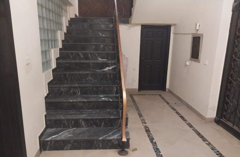 1 Kana House Available for Sale in Phase 1, Wapda Town Lahore