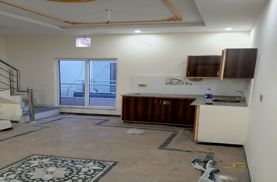 2 Marla House for Sale in Iqbal Park Walton Road, Lahore