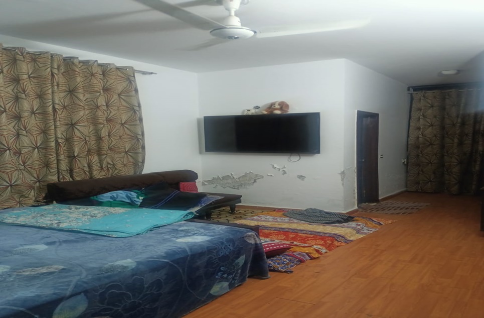 8.5 Marla House for Sale in Cavalry Ground Extension, Zaman Colony, Lahore