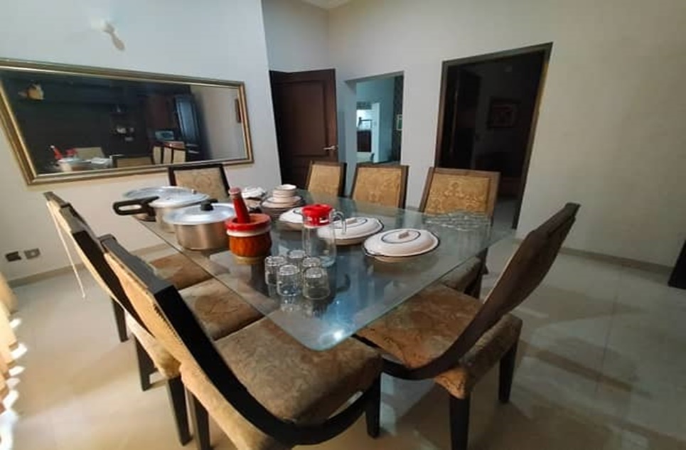 10 marla house for rent in DHA Lahore