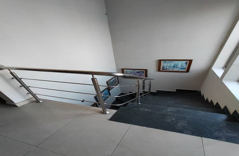 10 marla house for rent in DHA Lahore