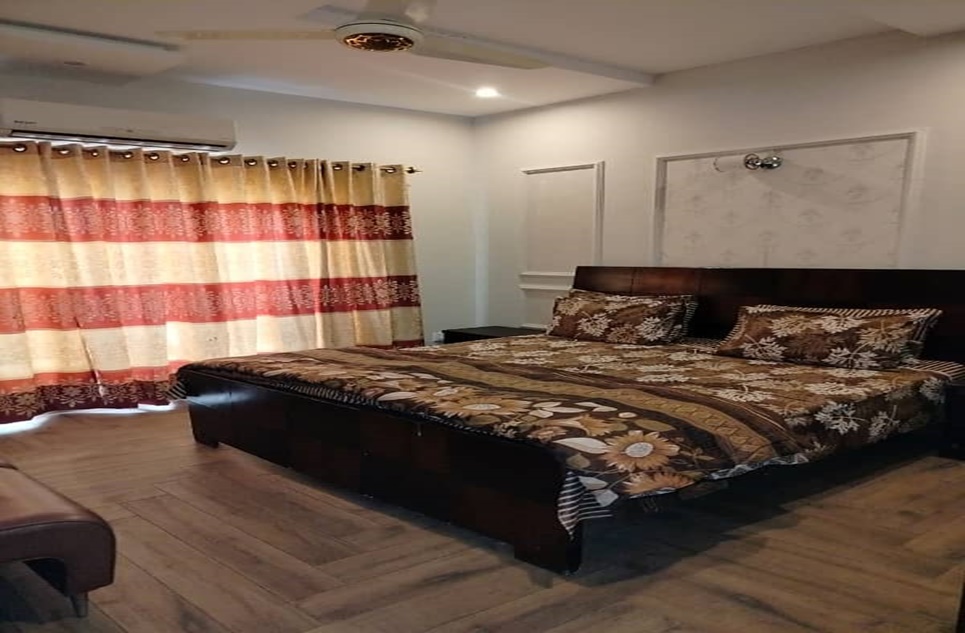 5 marla house for rent in DHA Lahore