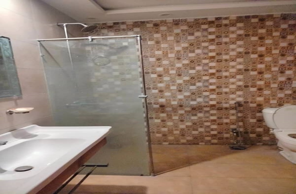 5 marla house for rent in DHA Lahore