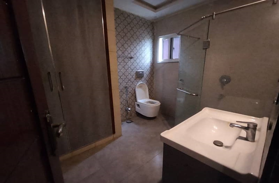 5 marla house for rent in DHA Lahore