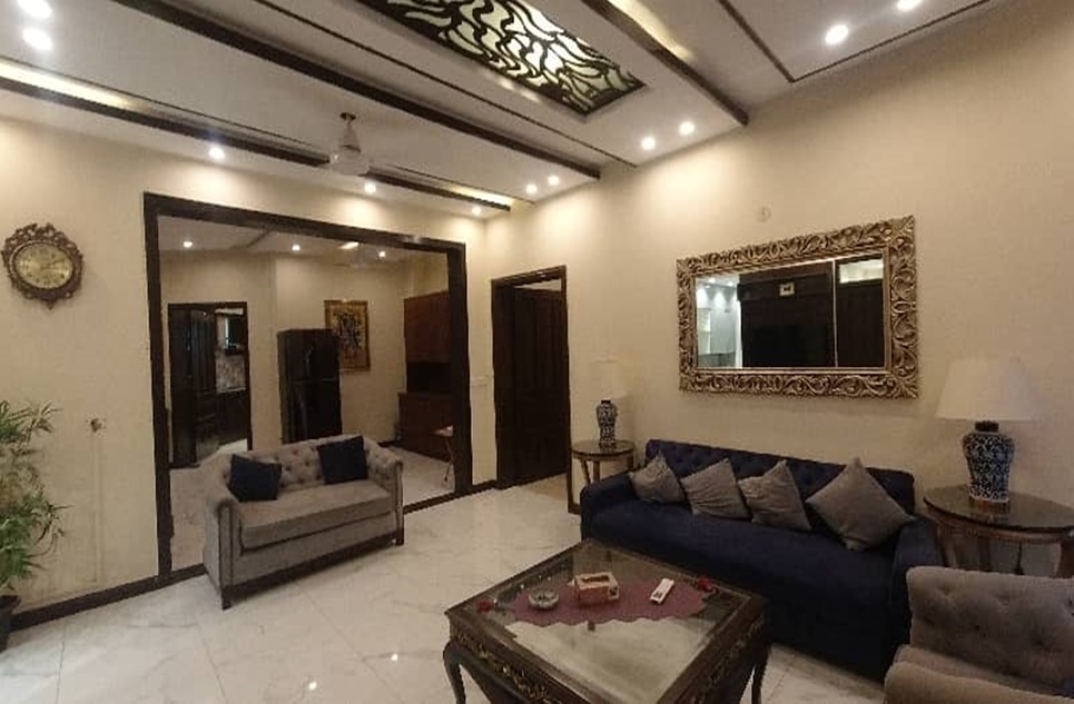 1 kanal house for rent in Phase 6 DHA Lahore