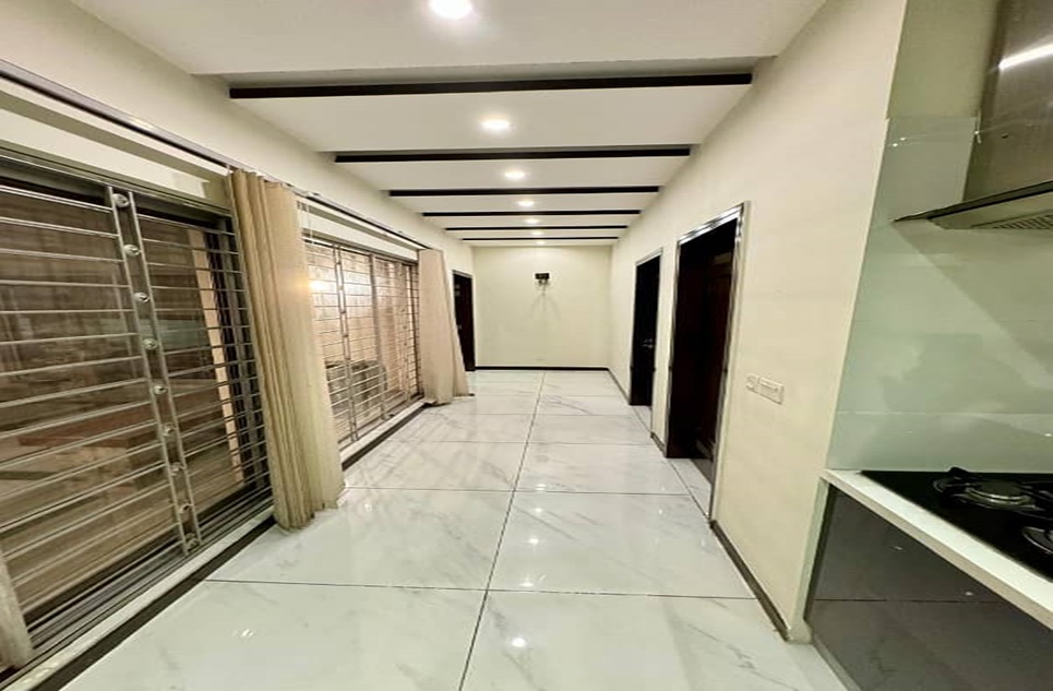 1 kanal house for rent in Phase 6 DHA Lahore