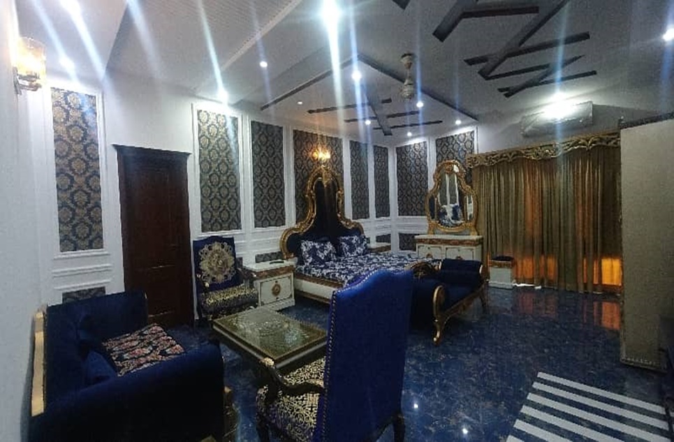 4 kanal house for rent in Phase 8 - Park View DHA Lahore
