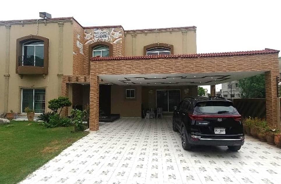 4 kanal house for rent in Phase 8 - Park View DHA Lahore