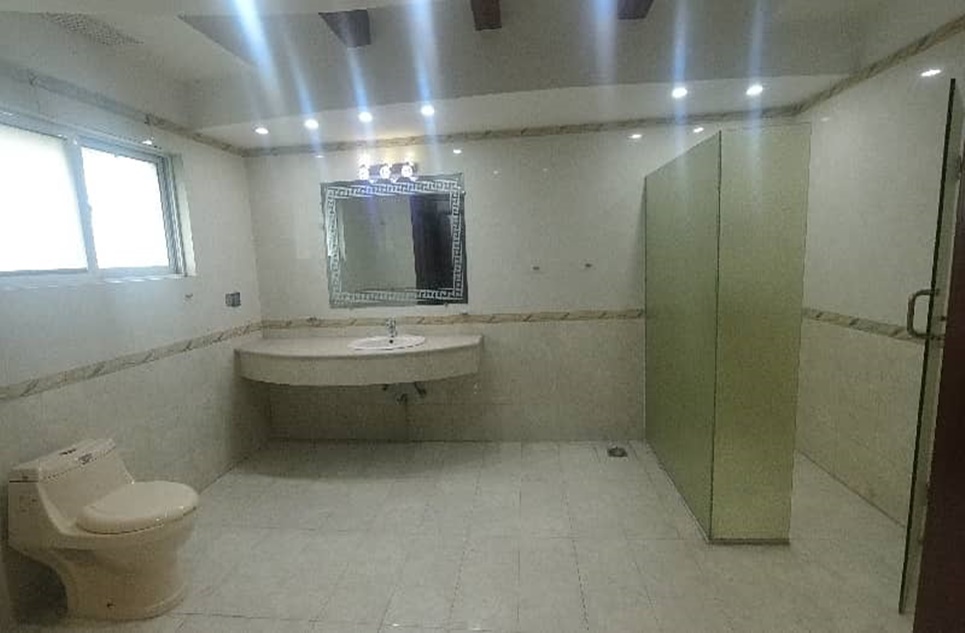 4 kanal house for rent in Phase 8 - Park View DHA Lahore