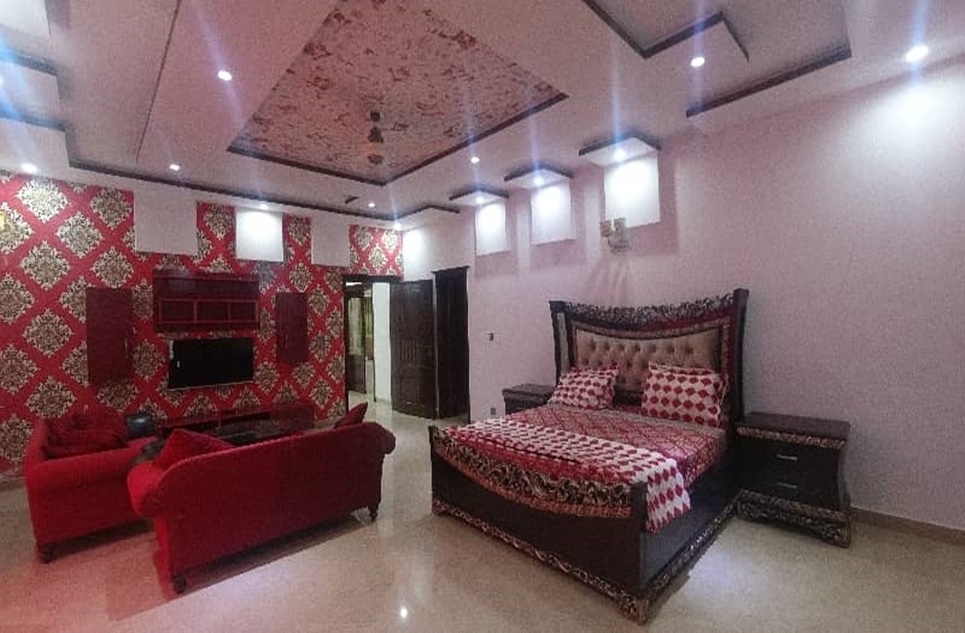 4 kanal house for rent in Phase 8 - Park View DHA Lahore