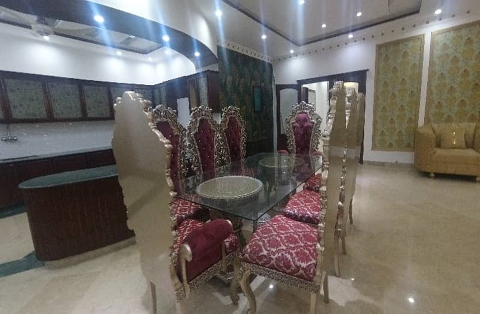 4 kanal house for rent in Phase 8 - Park View DHA Lahore