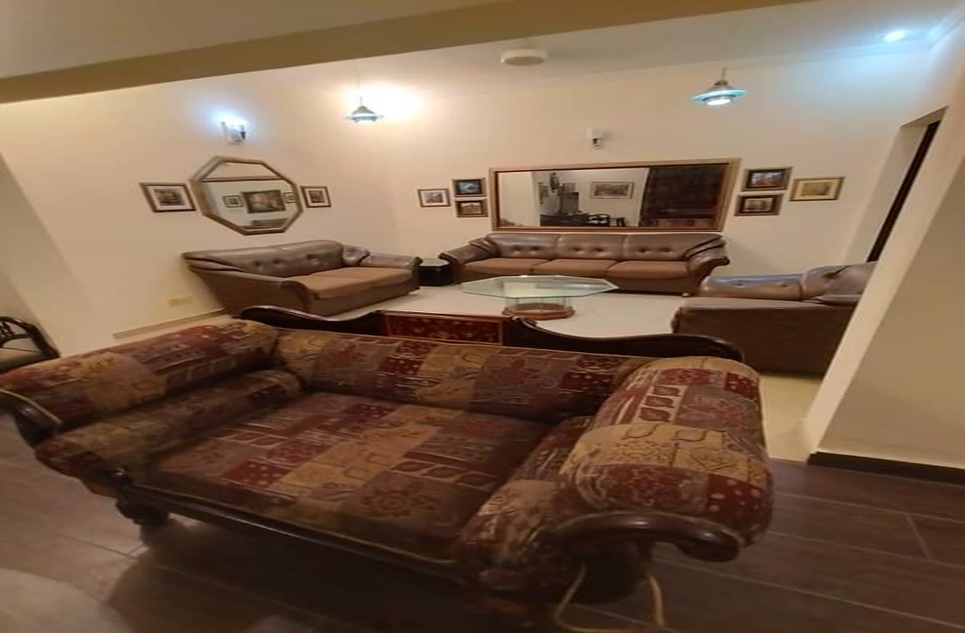 10 marla house for rent in Phase 8 DHA Lahore