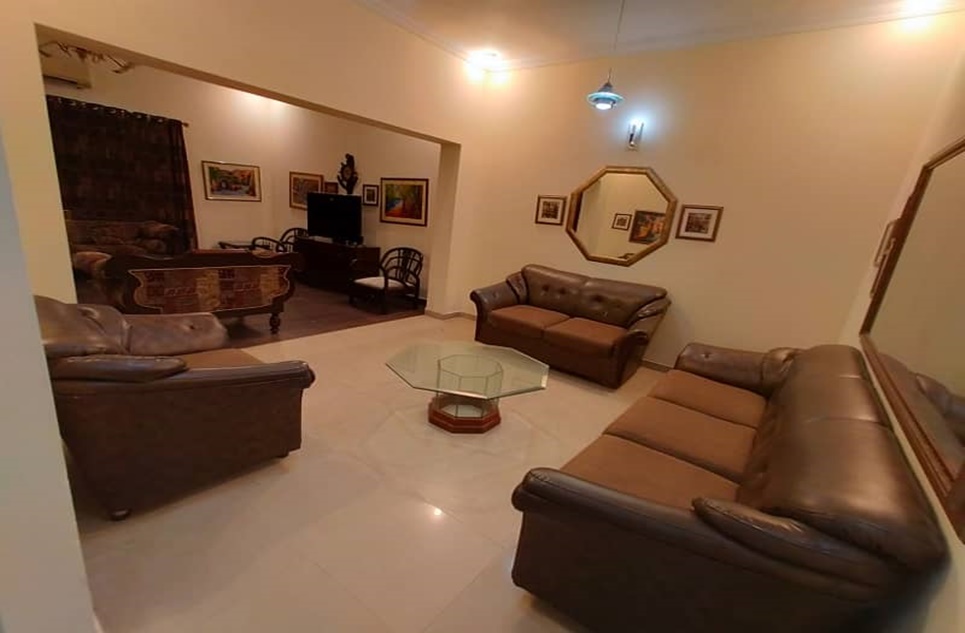 10 marla house for rent in Phase 8 DHA Lahore