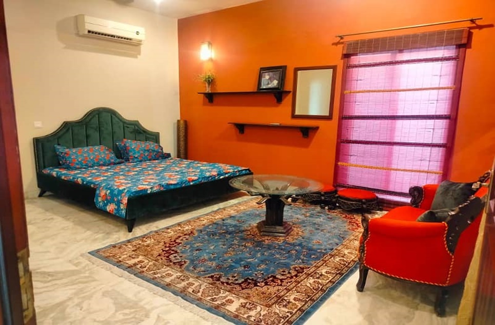 1 kanal house for rent in Phase 6 DHA Lahore
