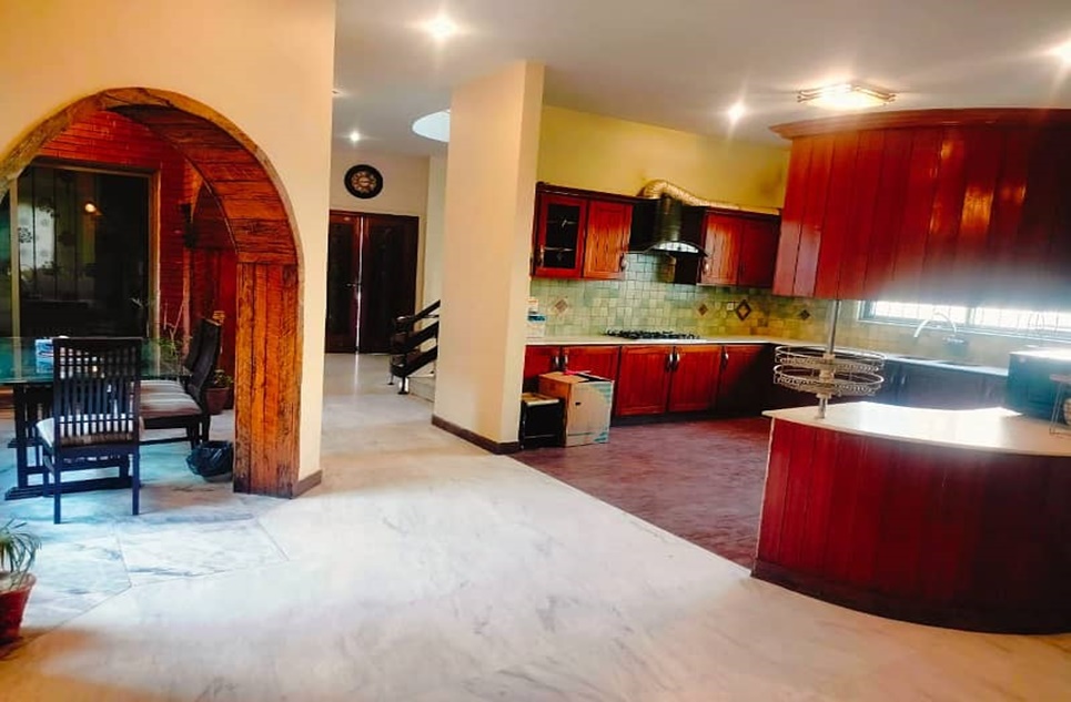 1 kanal house for rent in Phase 6 DHA Lahore